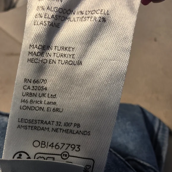 Maeve by Anthropologie The Colette Denim Shorts High Rise Blue Size 31 - Picture 4 of 6